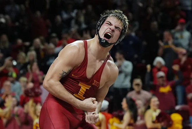 Iowa State wrestling defeats Arizona State on the road, wins 7 of&nbsp;10