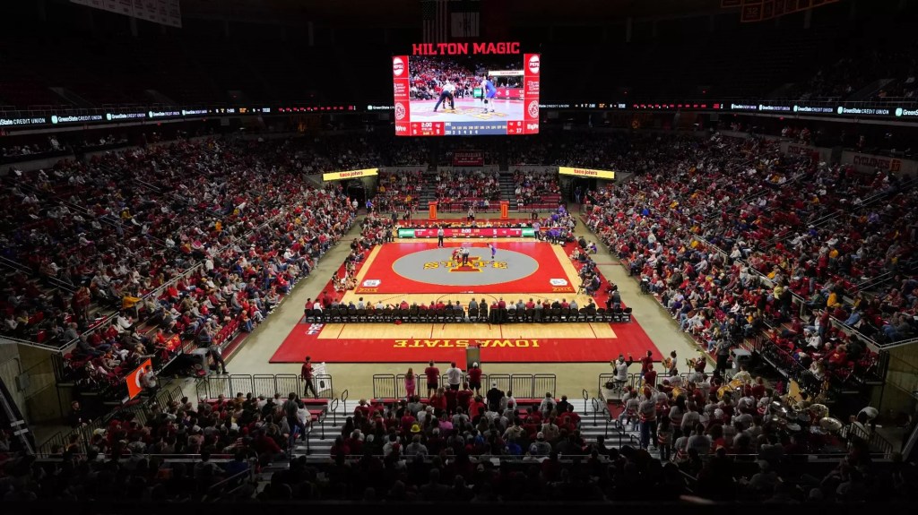 No. 4 Cyclones Top No. 14 Missouri on Senior&nbsp;Day